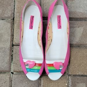 Betsy Johnson slip-ons